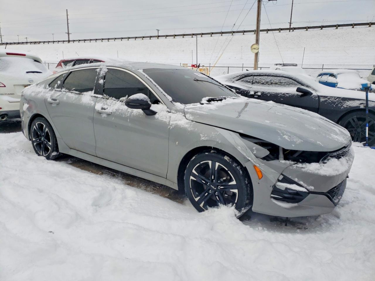 2022 KIA K5