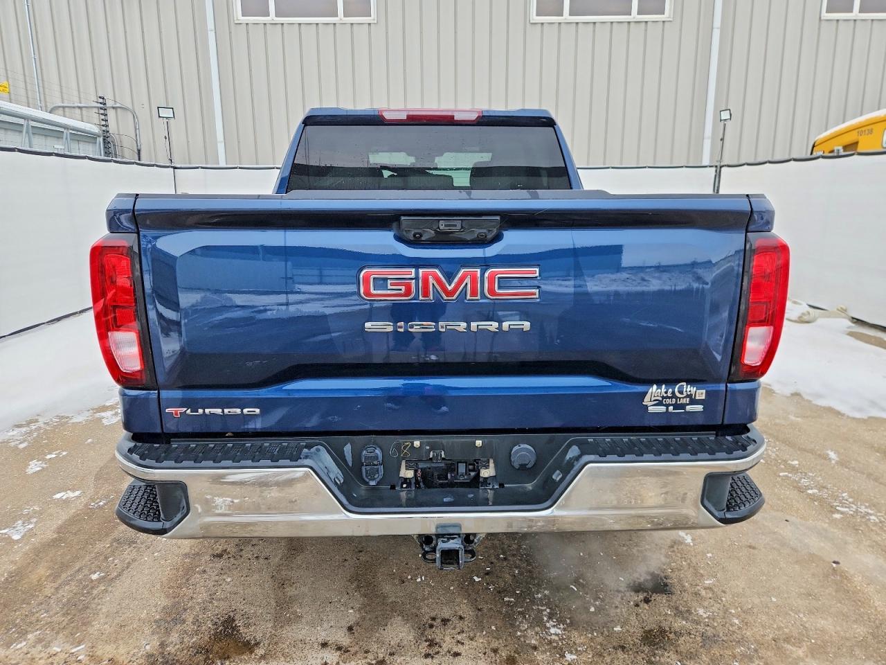 2023 GMC Sierra