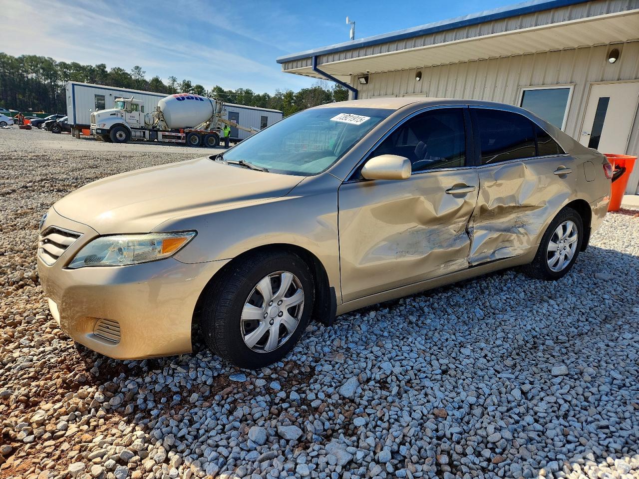 2010 TOYOTA CAMRY