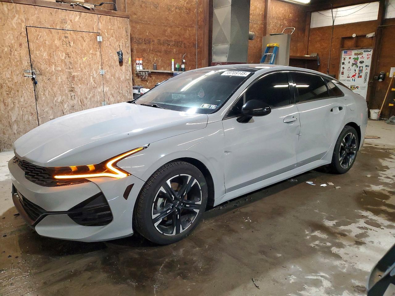 2021 KIA K5