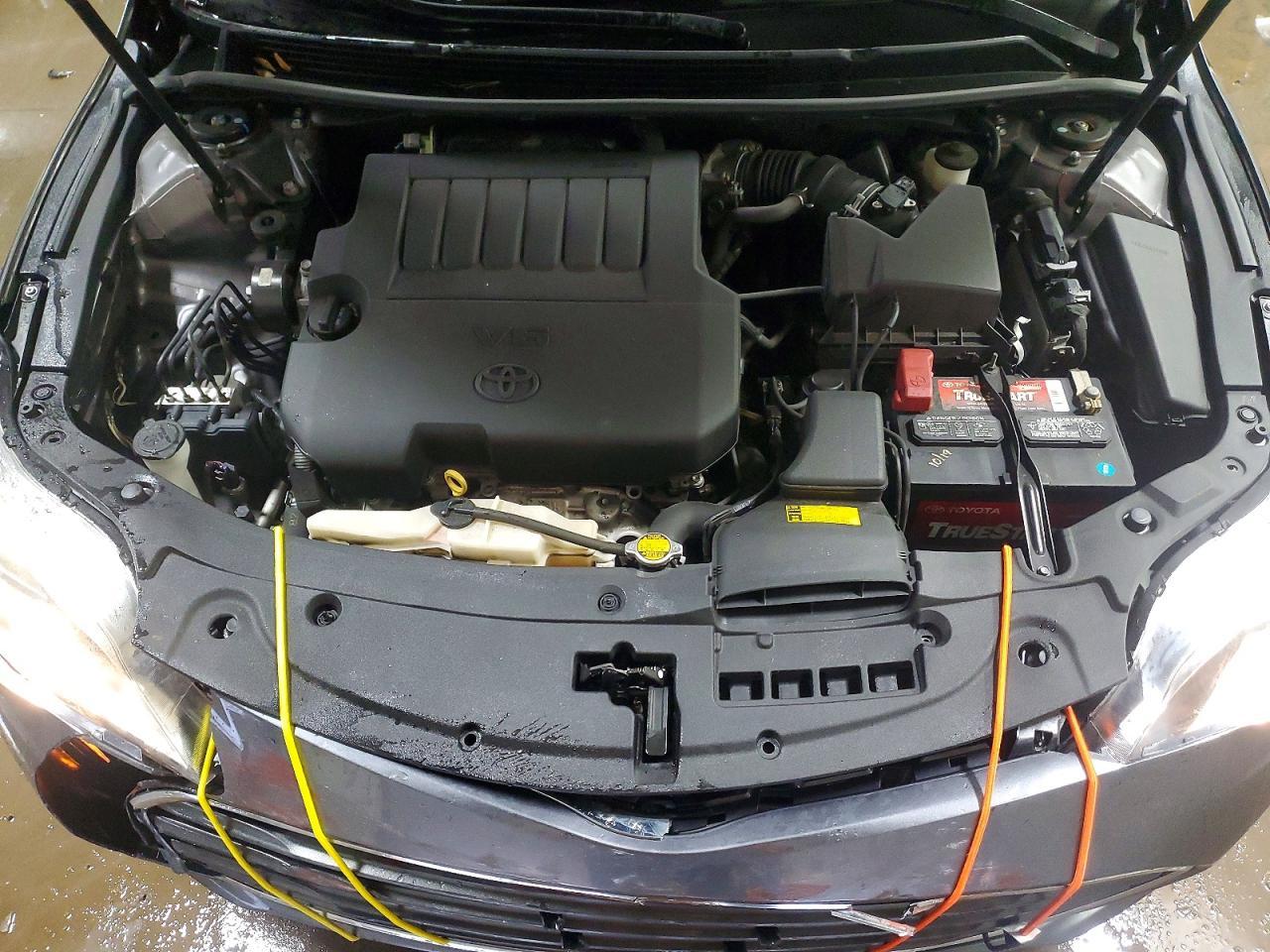 2013 TOYOTA Avalon