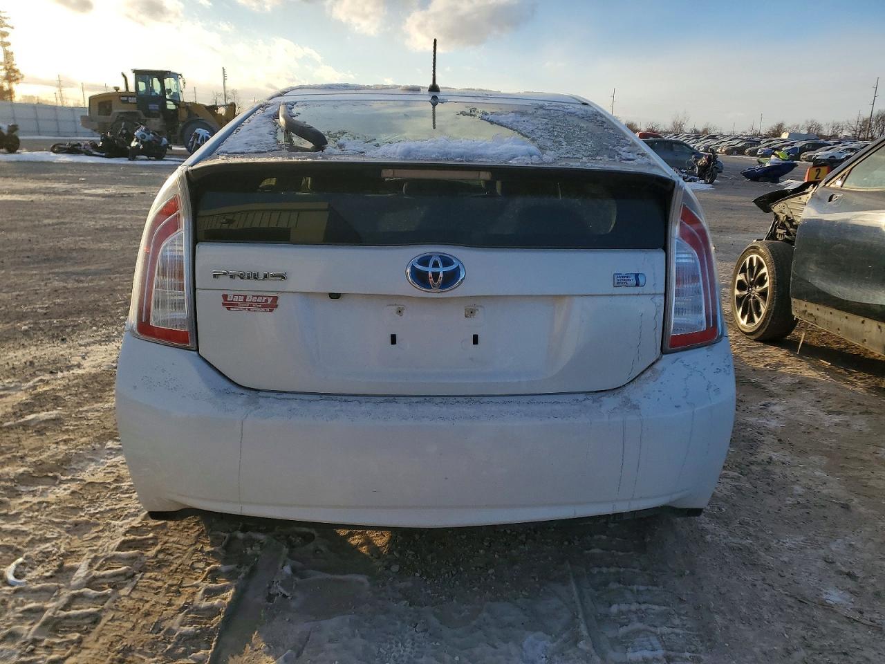 2015 TOYOTA PRIUS
