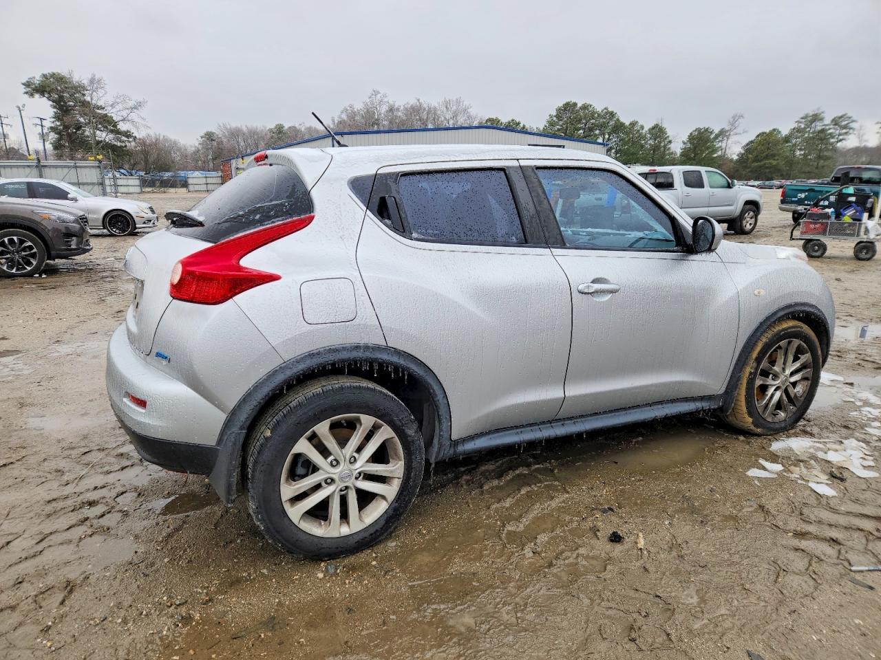 2014 NISSAN Juke