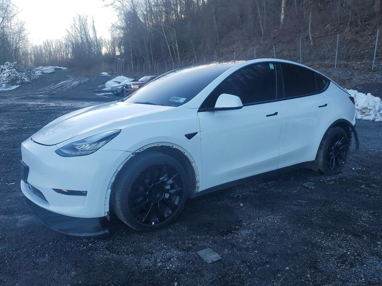 2022 TESLA MODEL Y