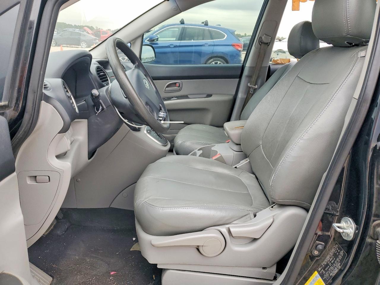 2008 KIA RONDO