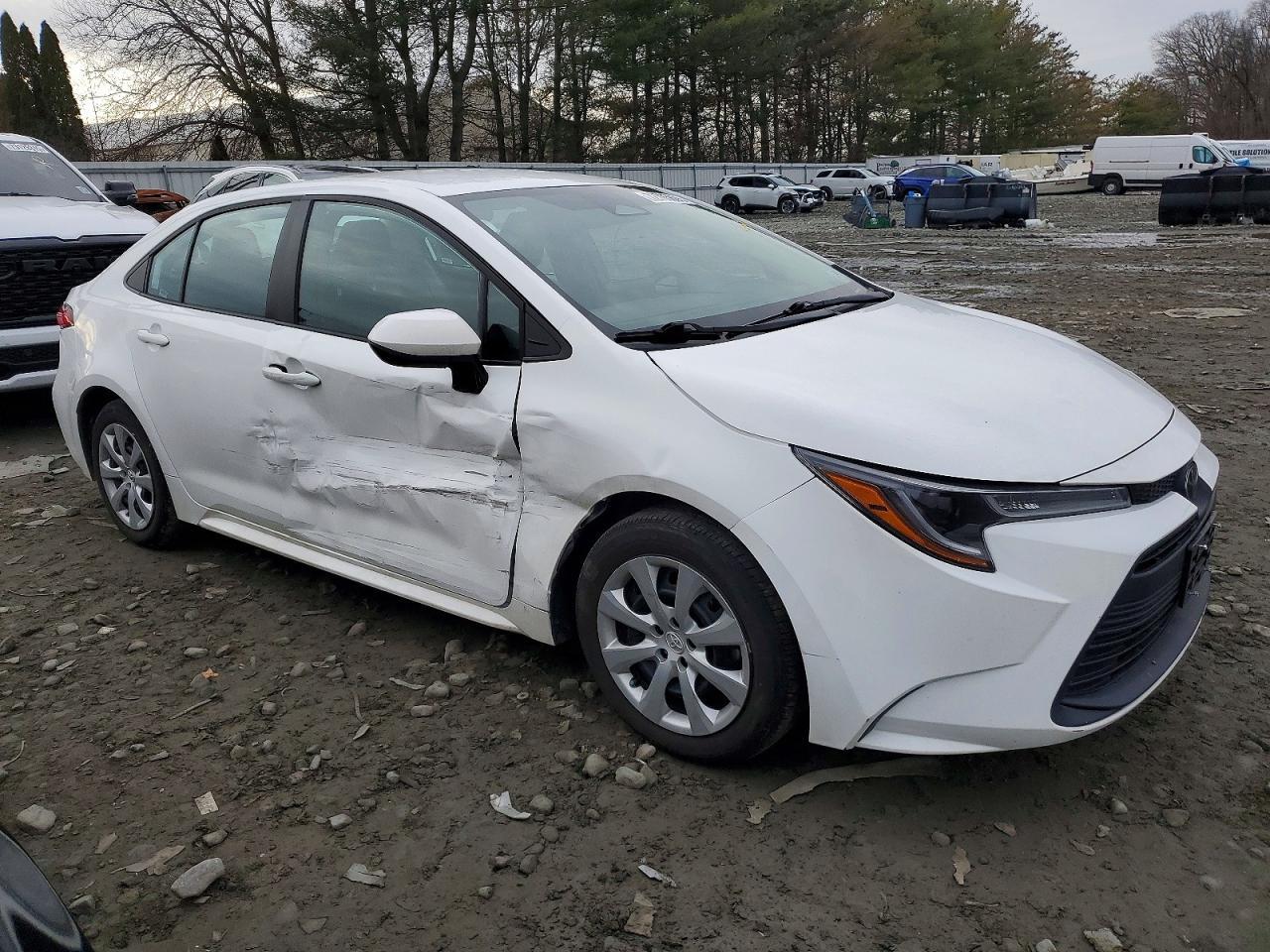 2024 TOYOTA COROLLA