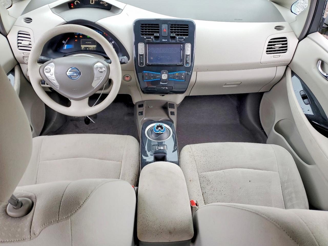 2011 NISSAN LEAF
