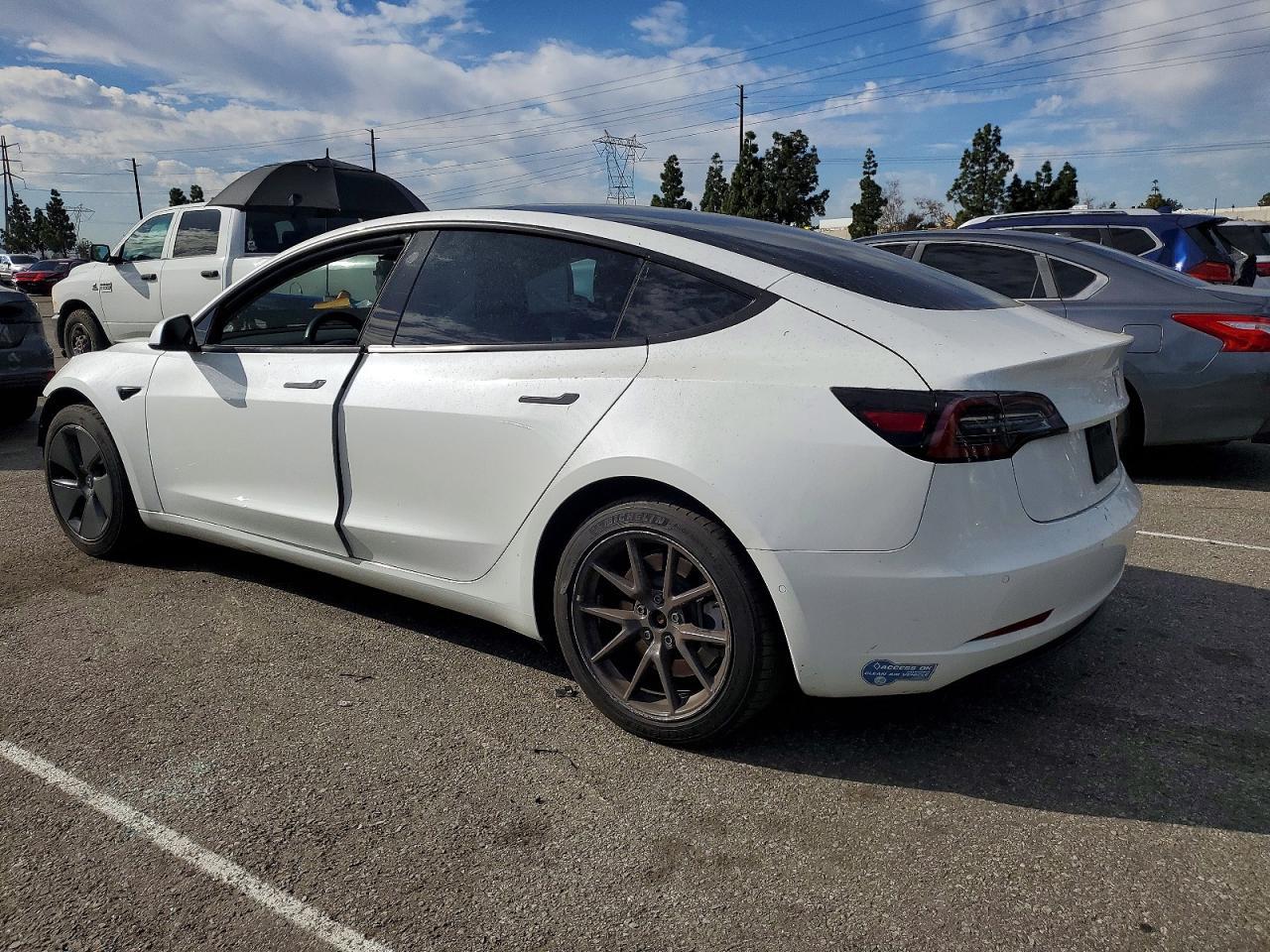2021 TESLA MODEL 3