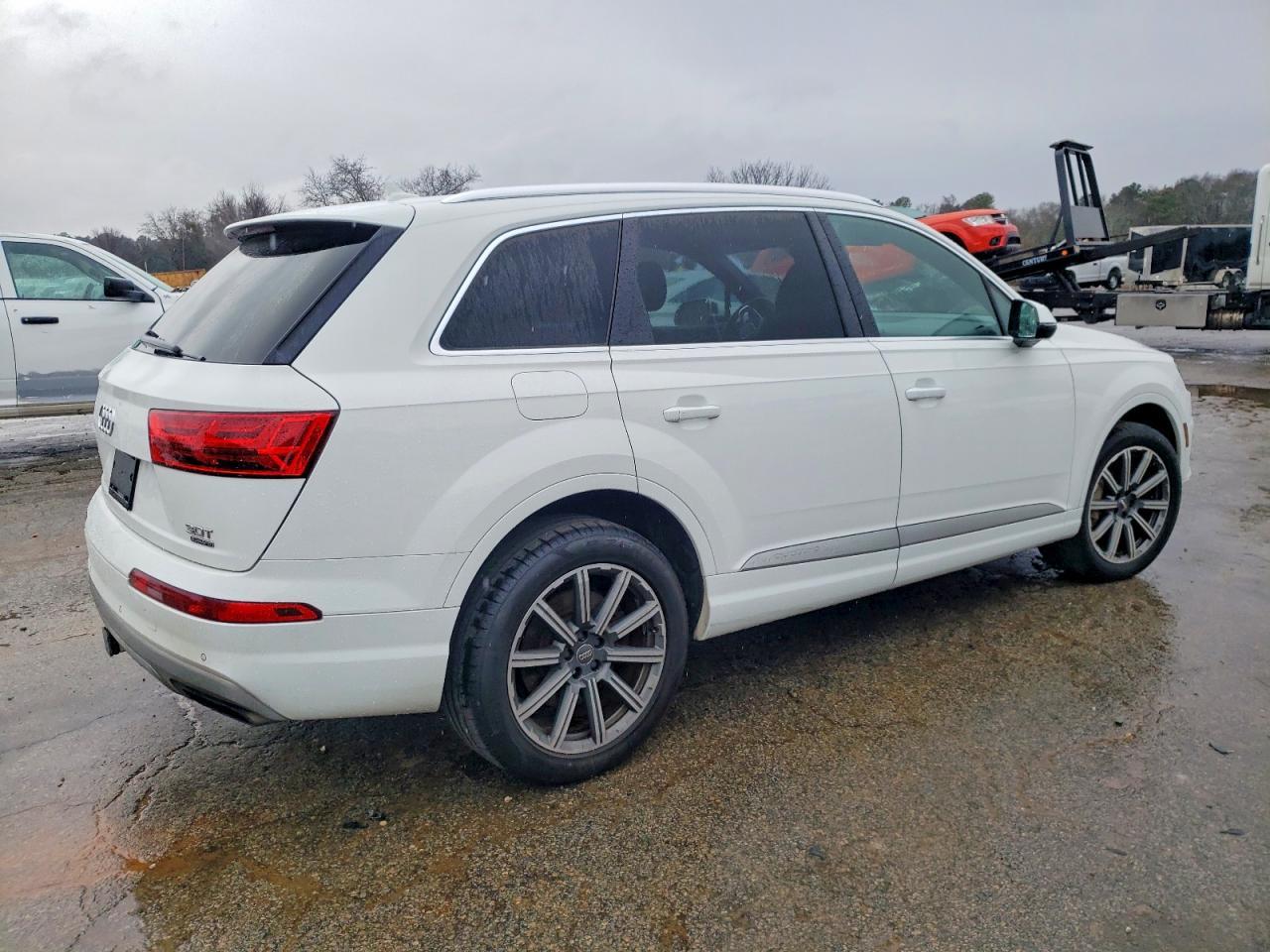 2018 AUDI Q7