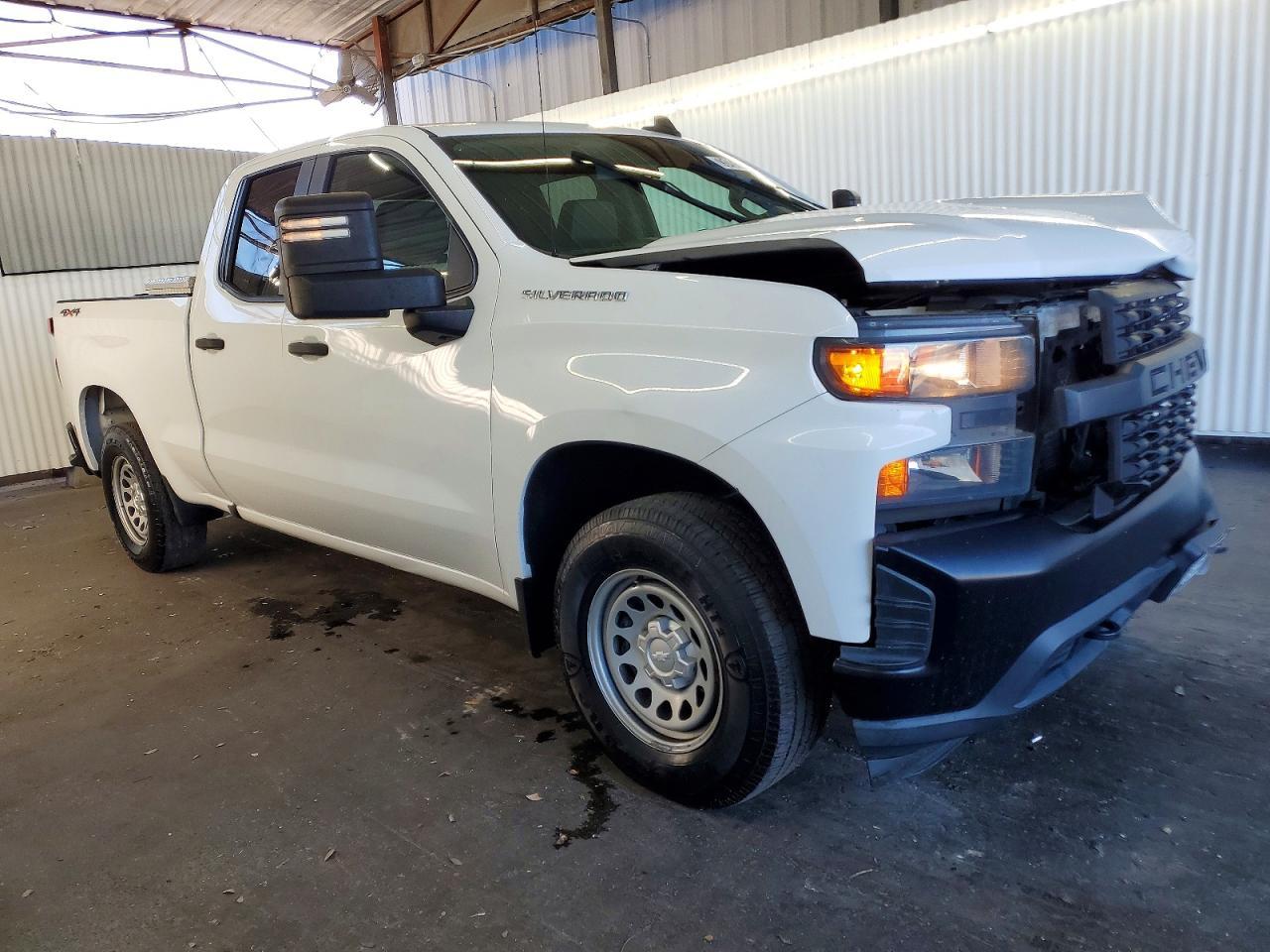 2021 CHEVROLET Silverado