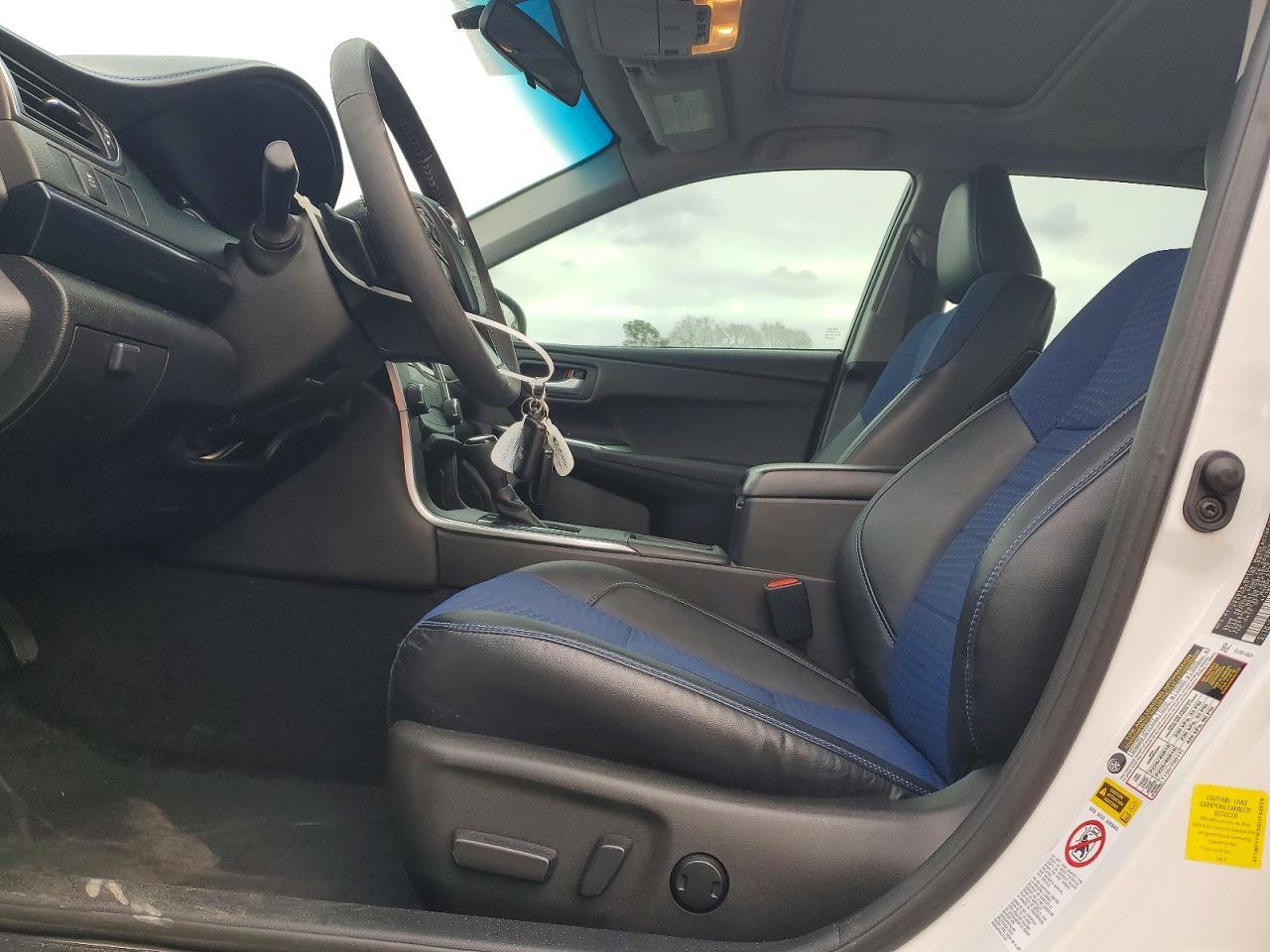 2016 TOYOTA CAMRY