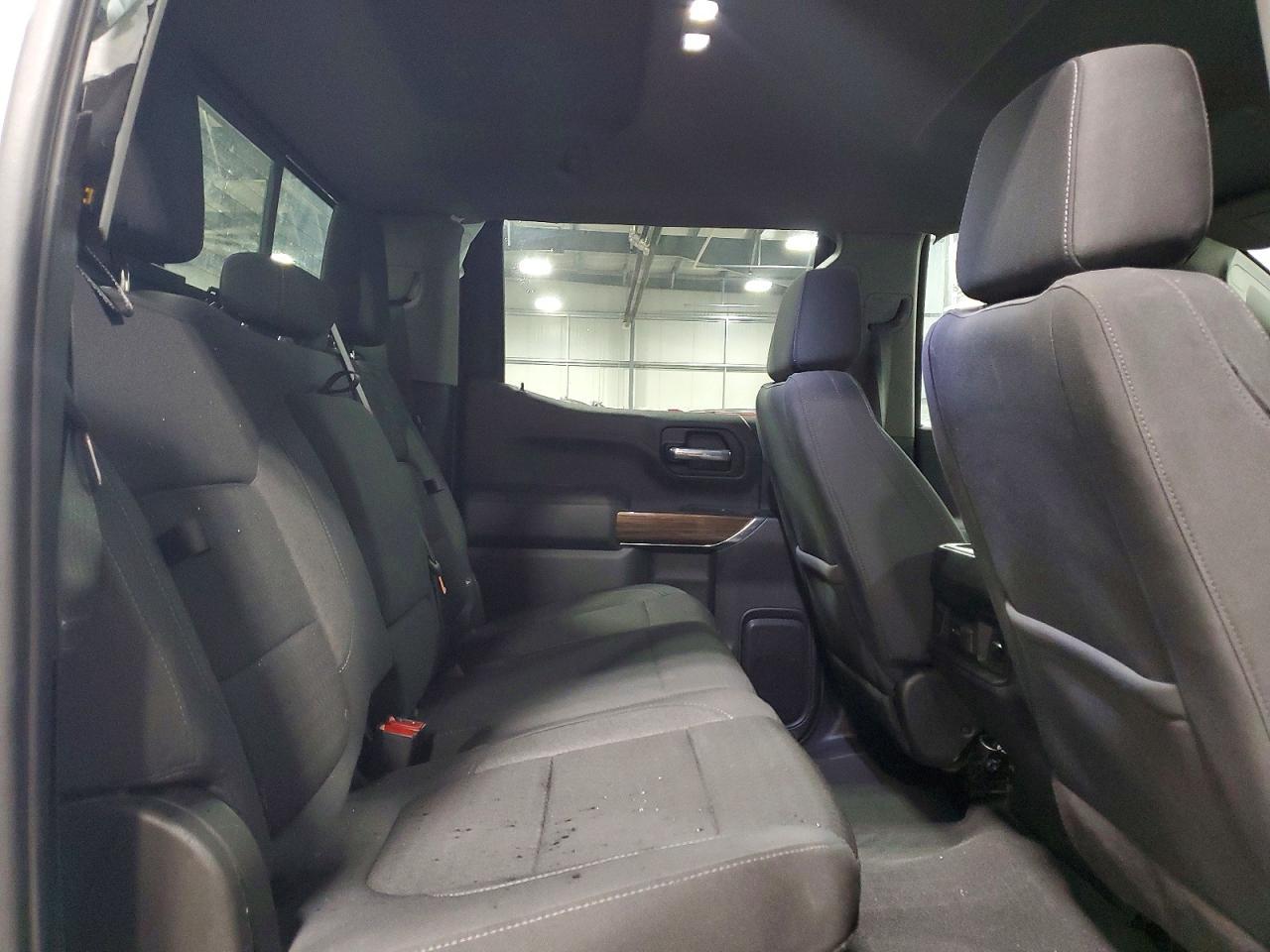 2021 CHEVROLET Silverado