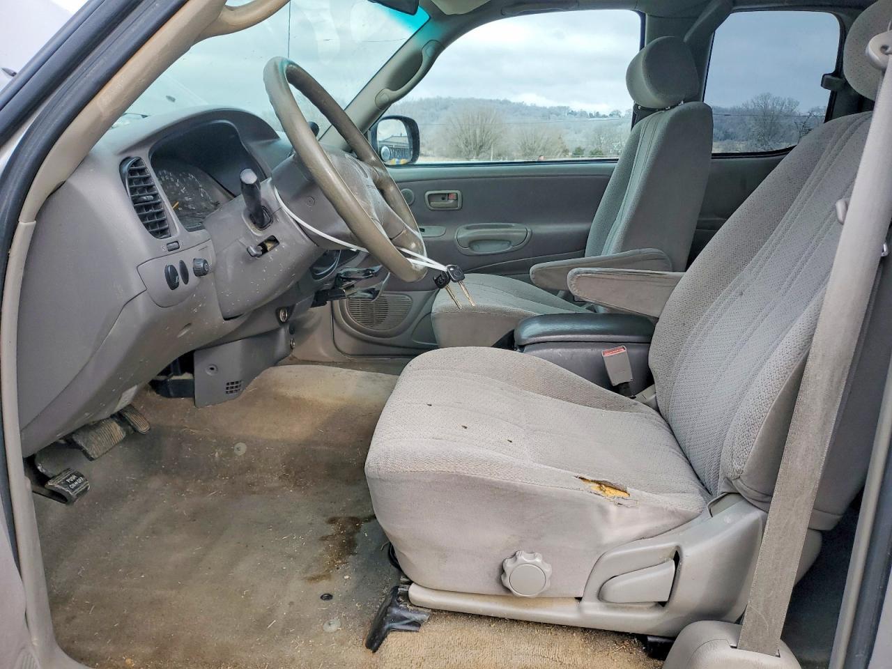 2002 TOYOTA TUNDRA