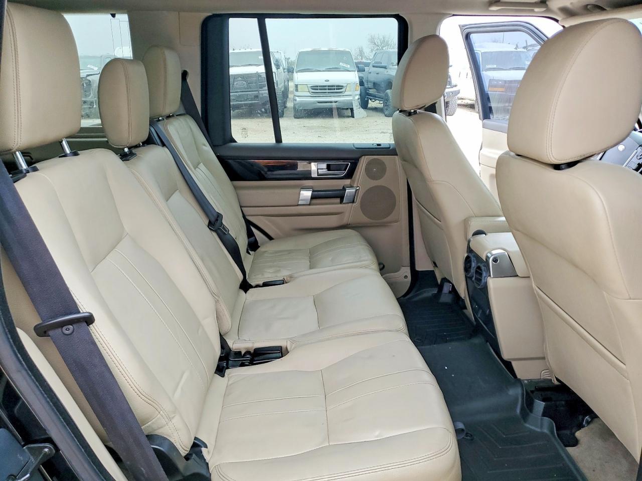 2016 LAND ROVER LR4
