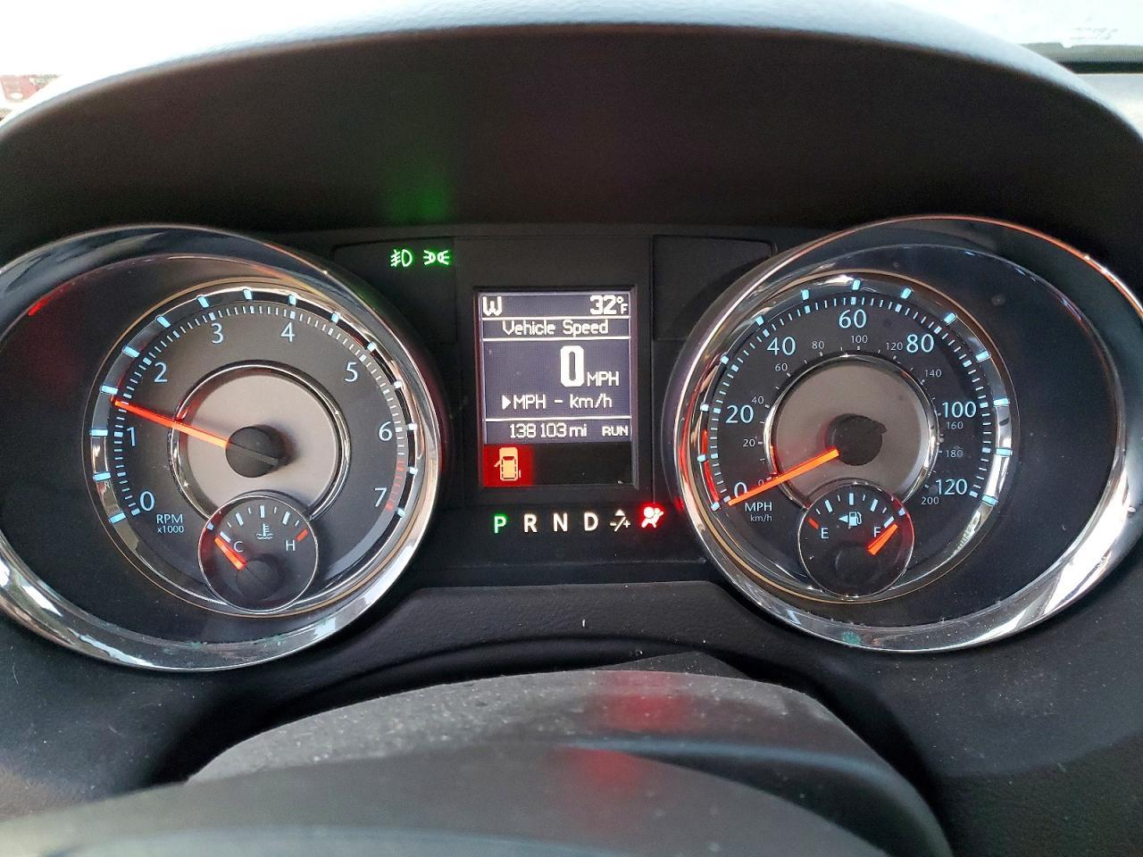 2012 CHRYSLER Town & Country