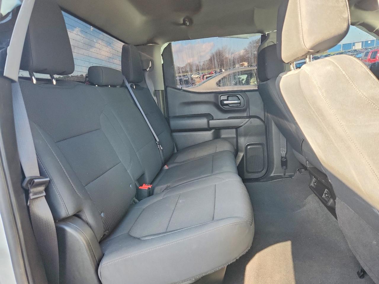 2021 CHEVROLET Silverado