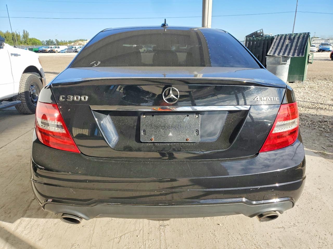 2012 MERCEDES-BENZ C-CLASS
