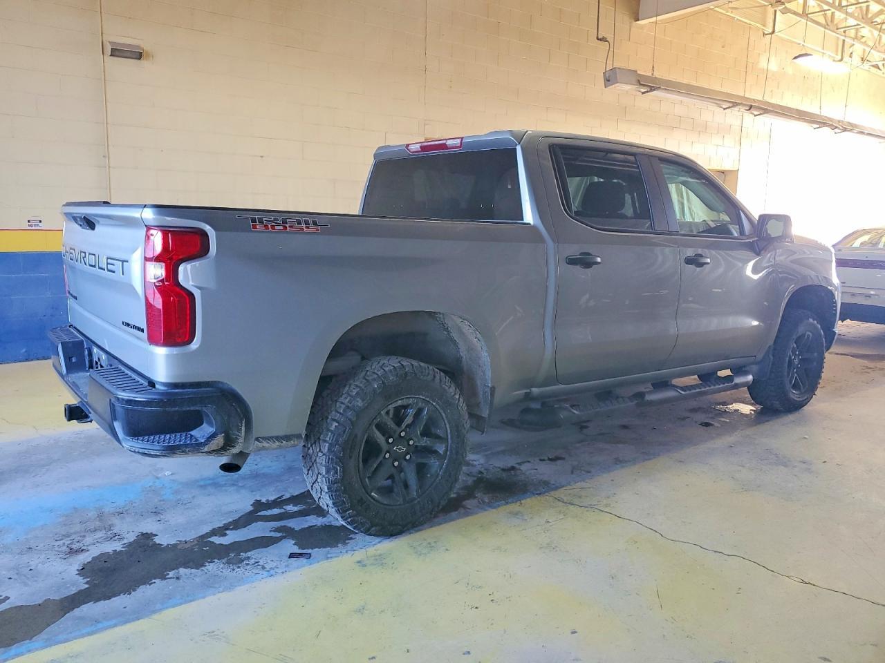 2023 CHEVROLET Silverado