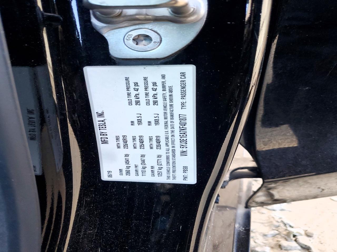 2019 TESLA MODEL 3