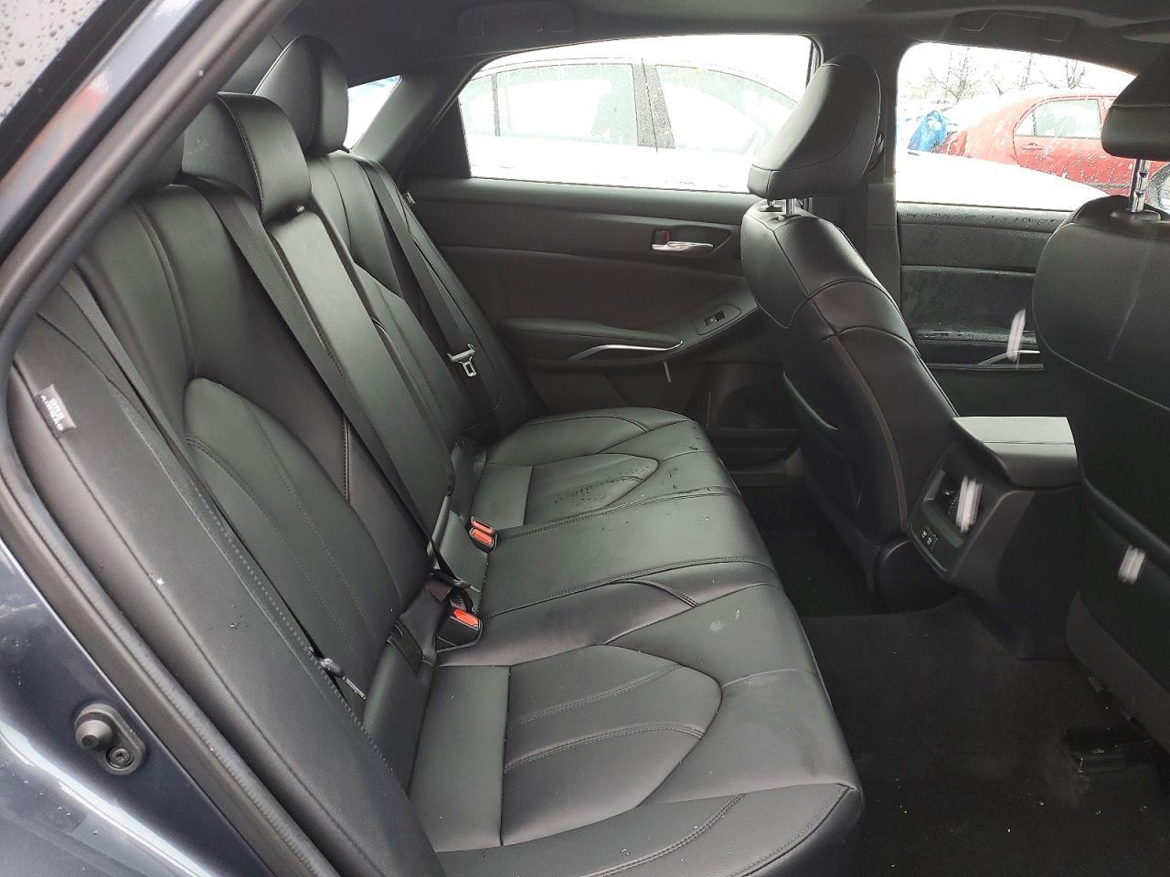 2020 TOYOTA Avalon