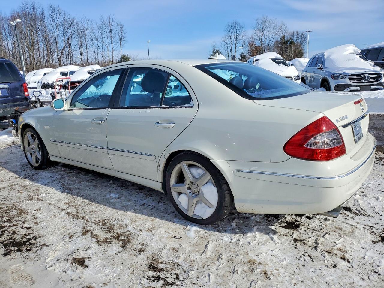 2009 MERCEDES-BENZ E-Class