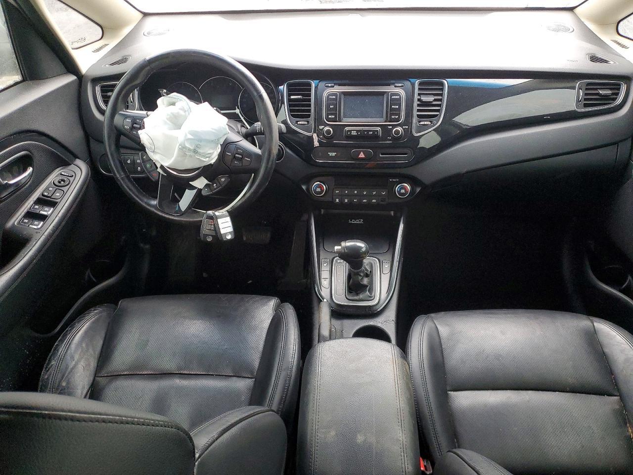 2014 KIA RONDO