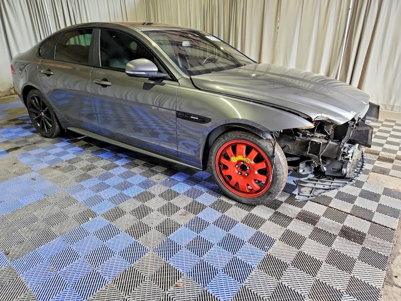 2017 JAGUAR XF