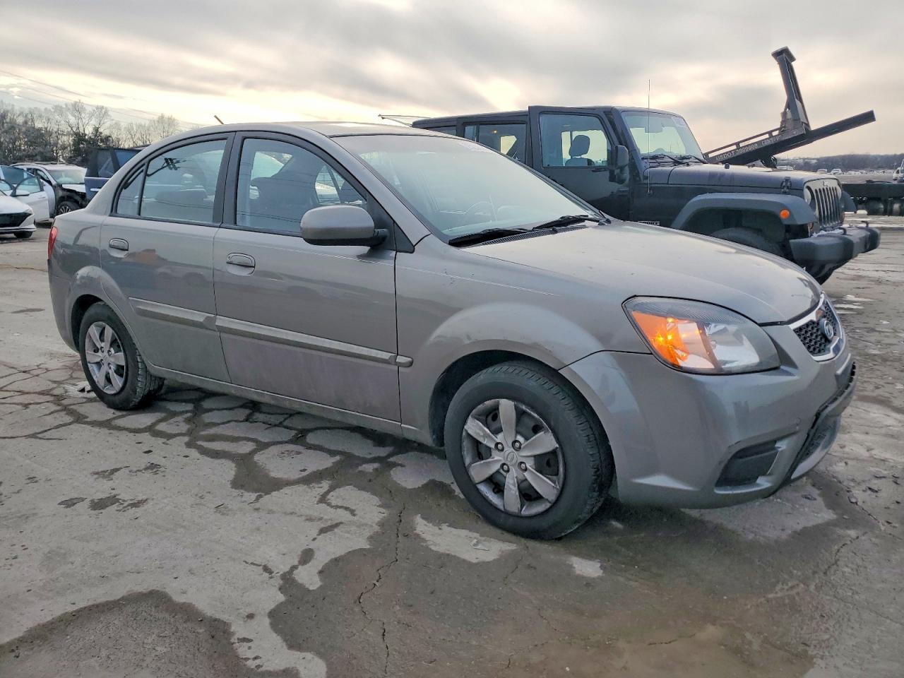 2011 KIA RIO