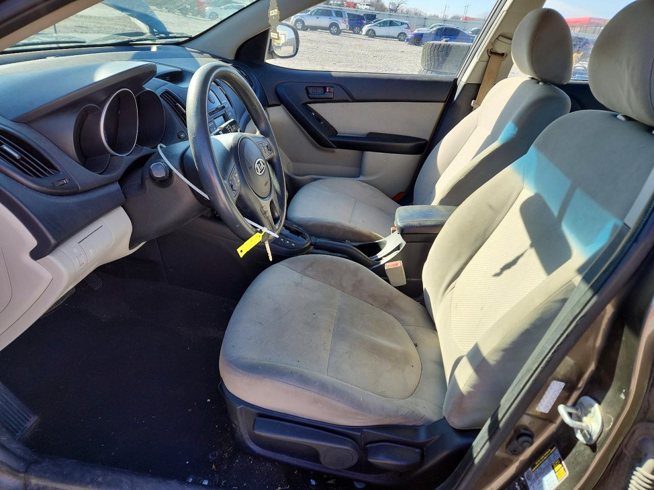 2010 KIA FORTE