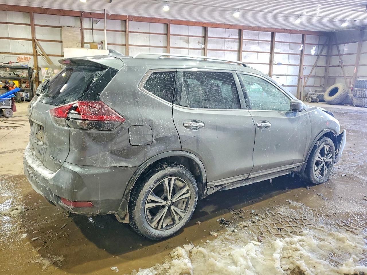 2018 NISSAN ROGUE