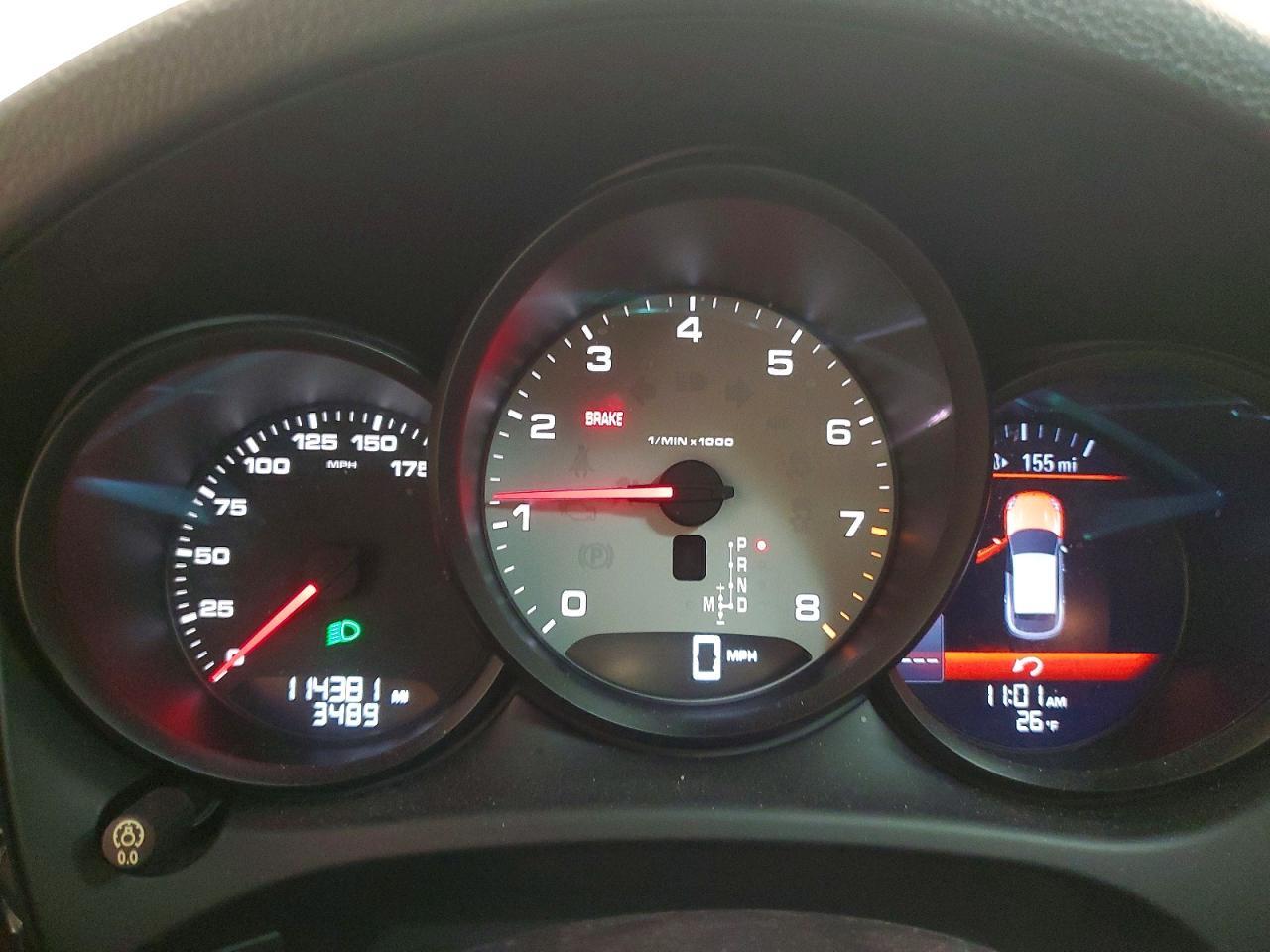 2015 PORSCHE Macan