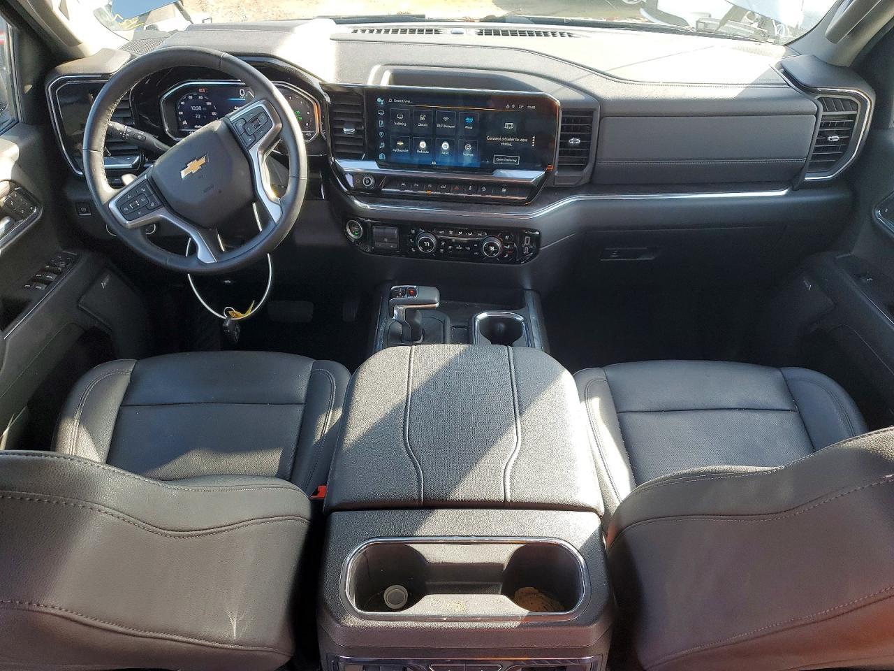 2024 CHEVROLET Silverado