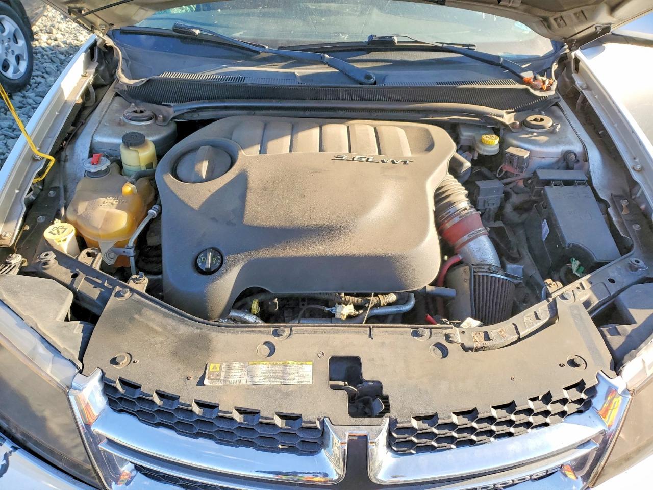 2011 DODGE Avenger
