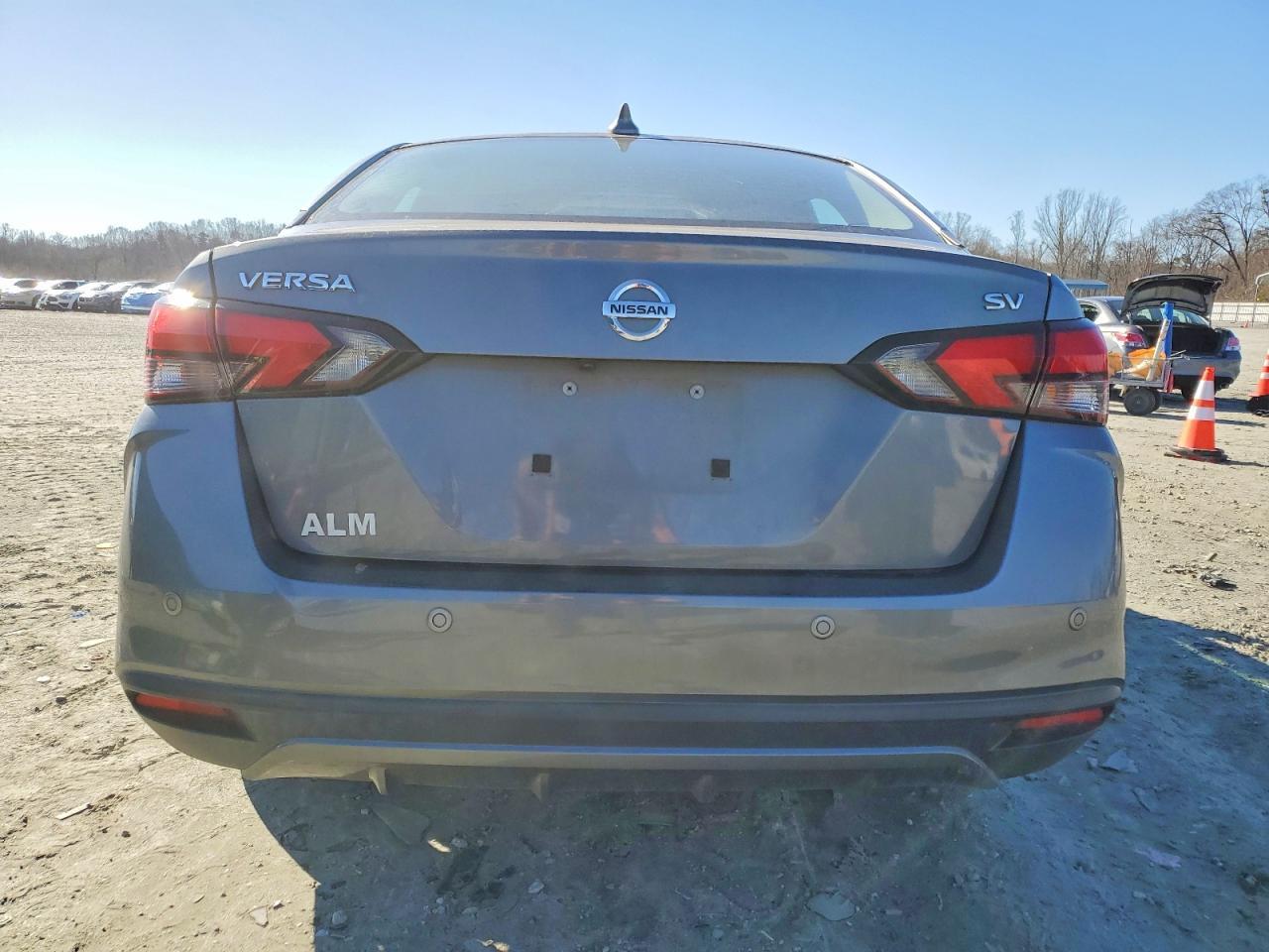 2021 NISSAN VERSA