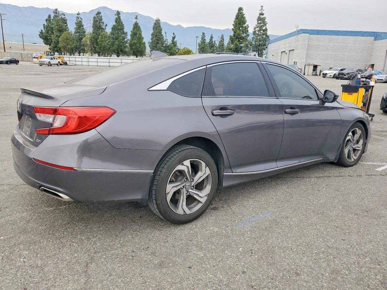 2018 HONDA ACCORD