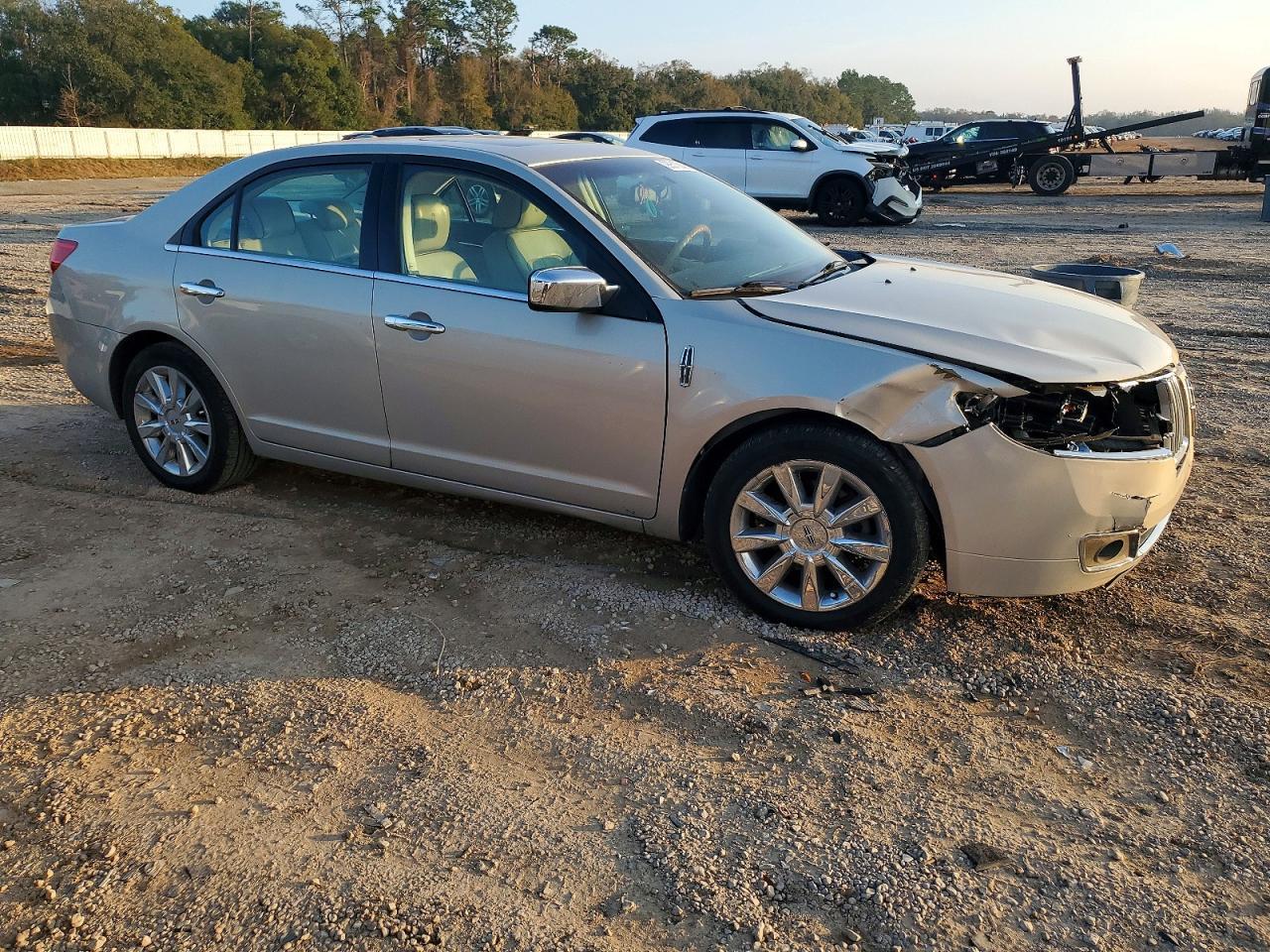 2010 LINCOLN MKZ