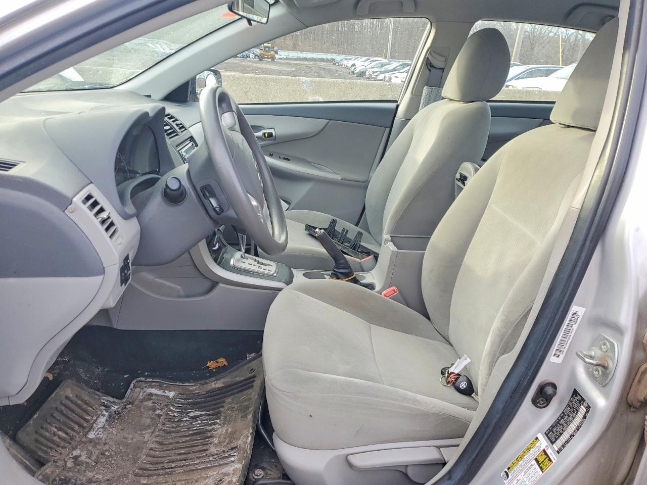2010 TOYOTA COROLLA