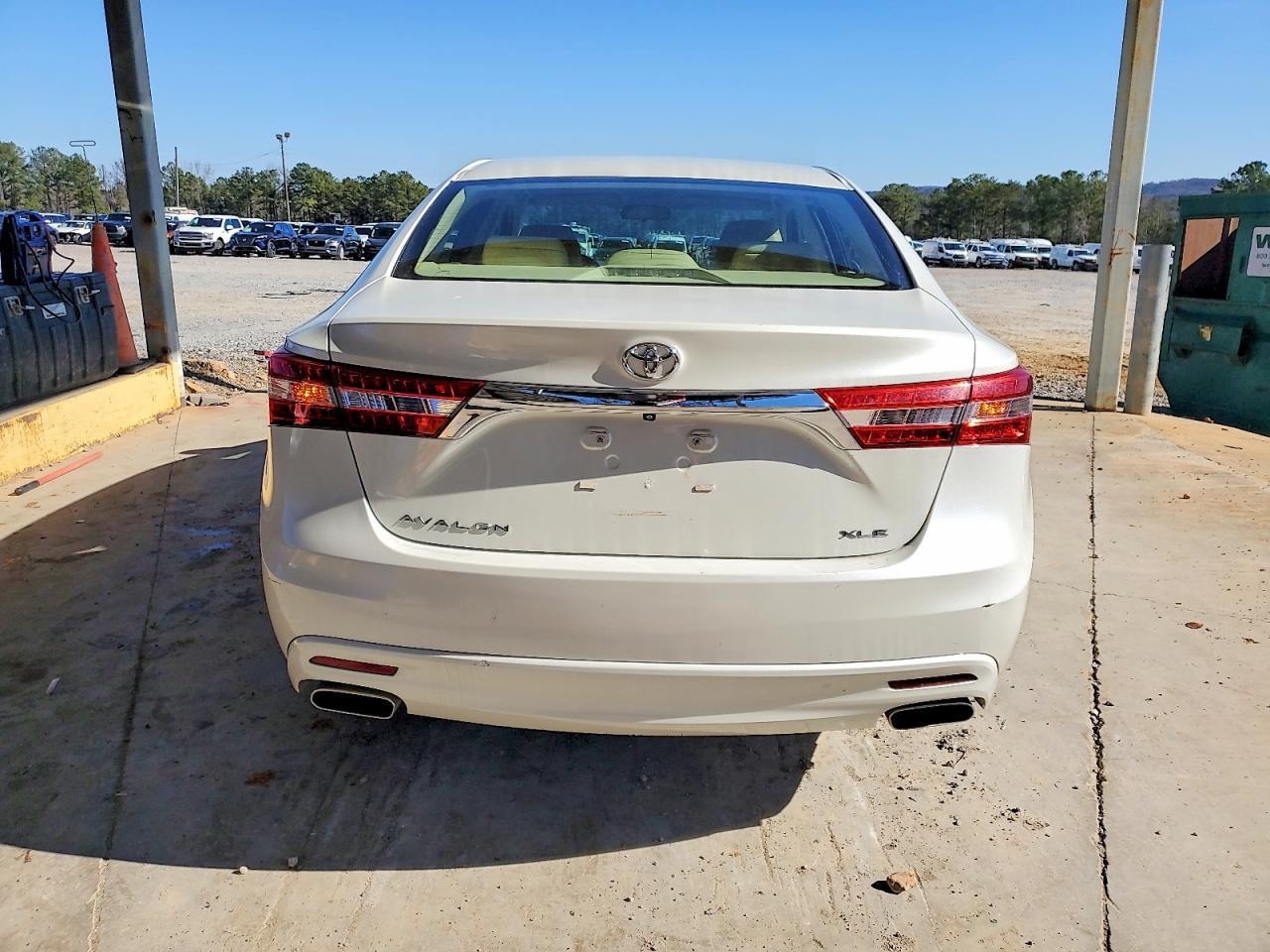 2014 TOYOTA Avalon