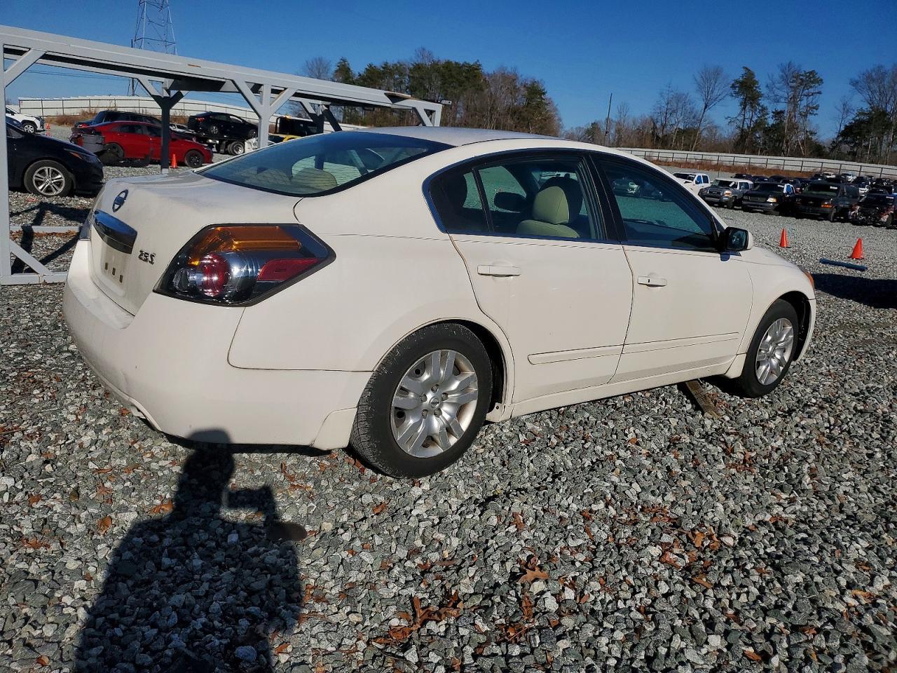 2010 NISSAN ALTIMA