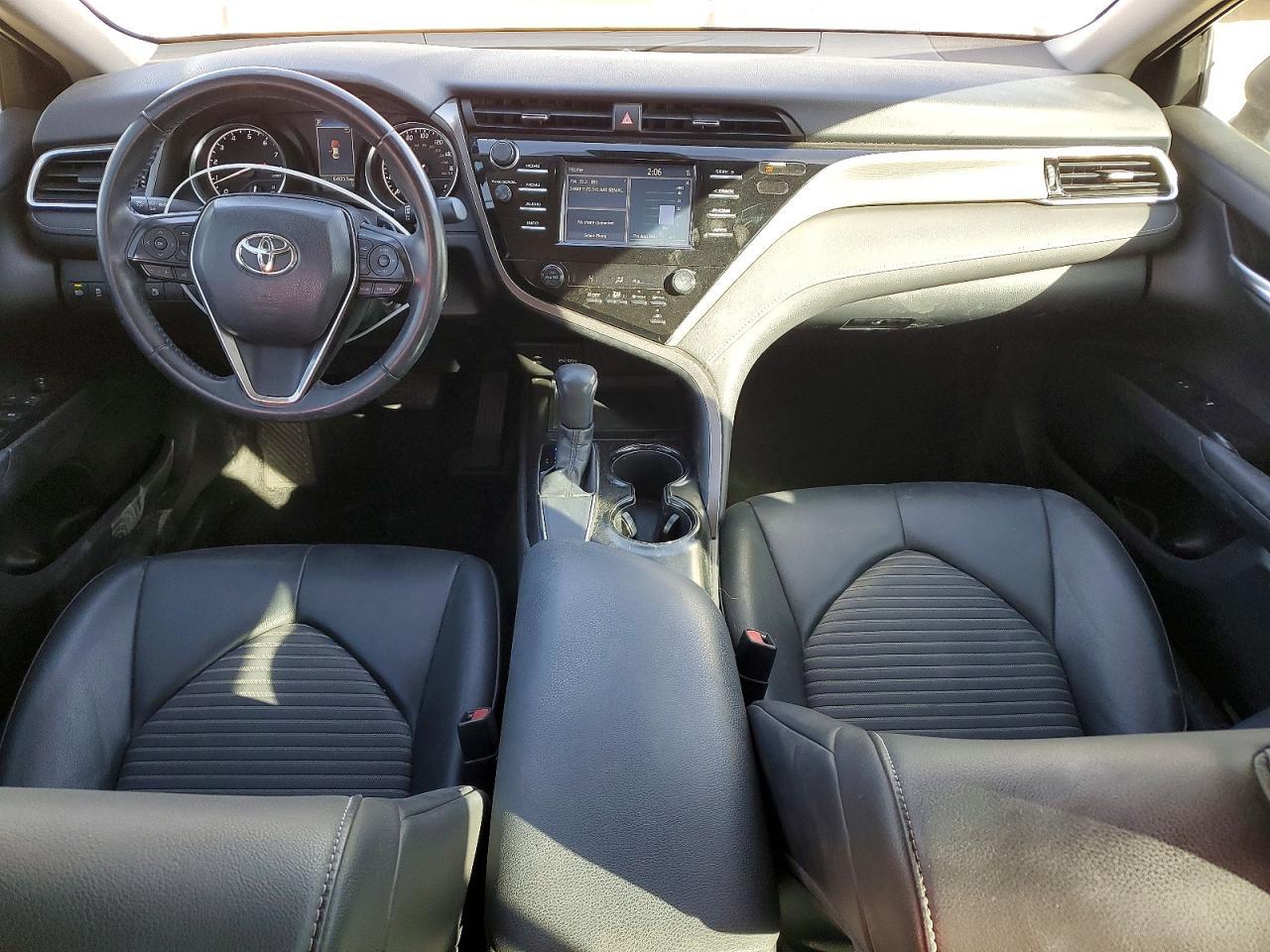2018 TOYOTA CAMRY