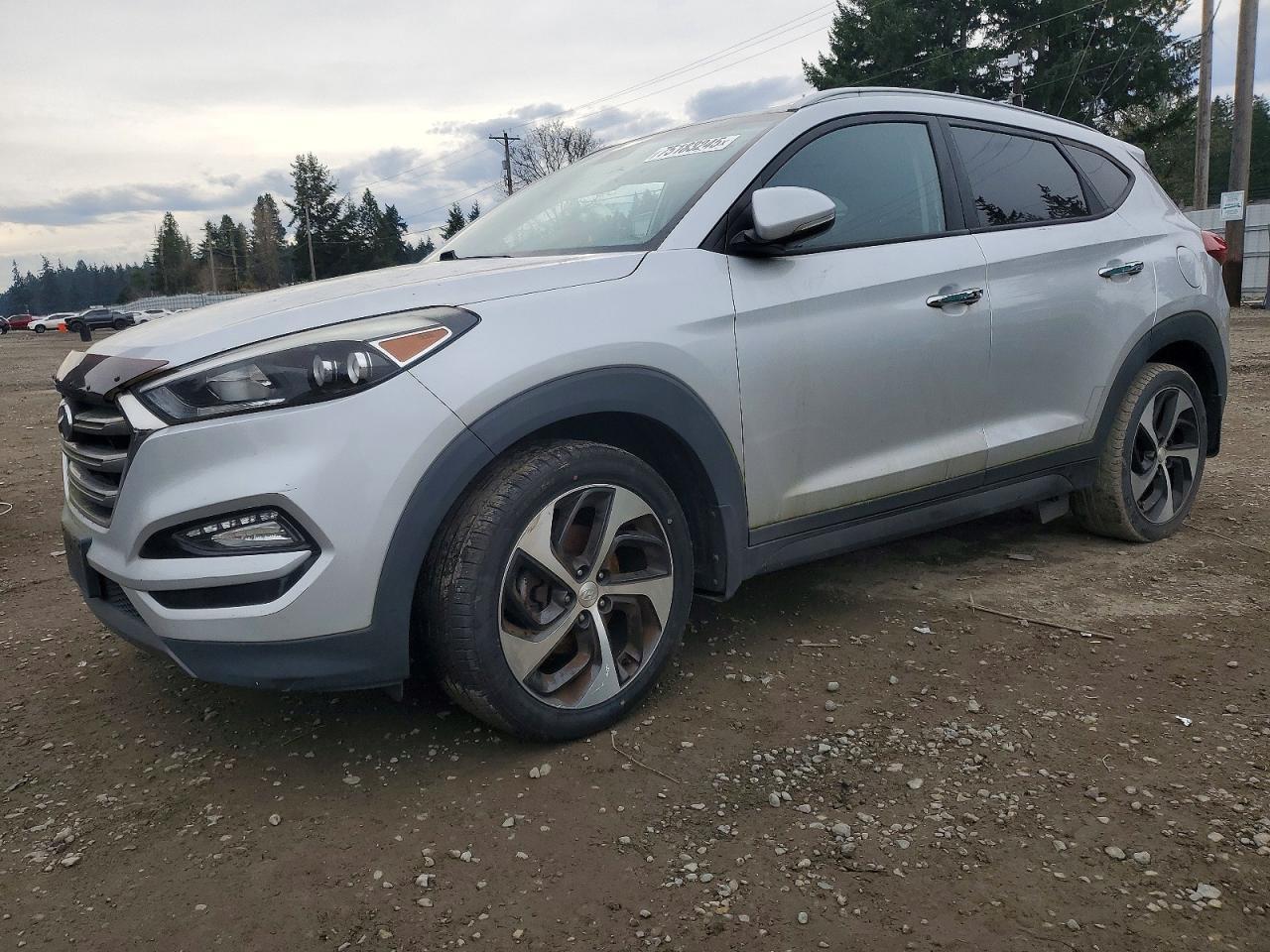 2016 HYUNDAI TUCSON