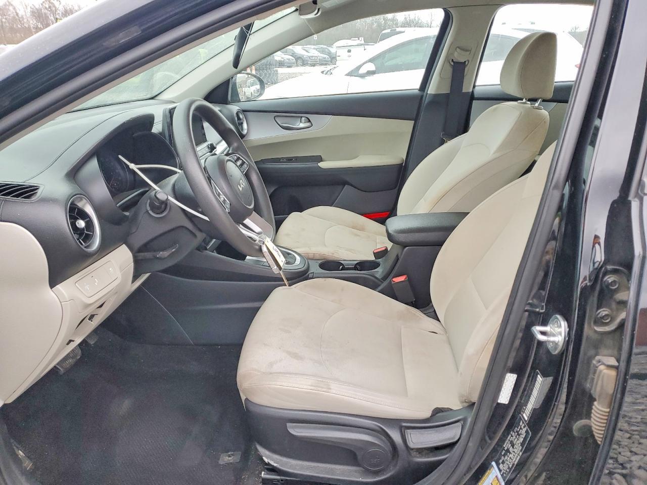 2023 KIA FORTE