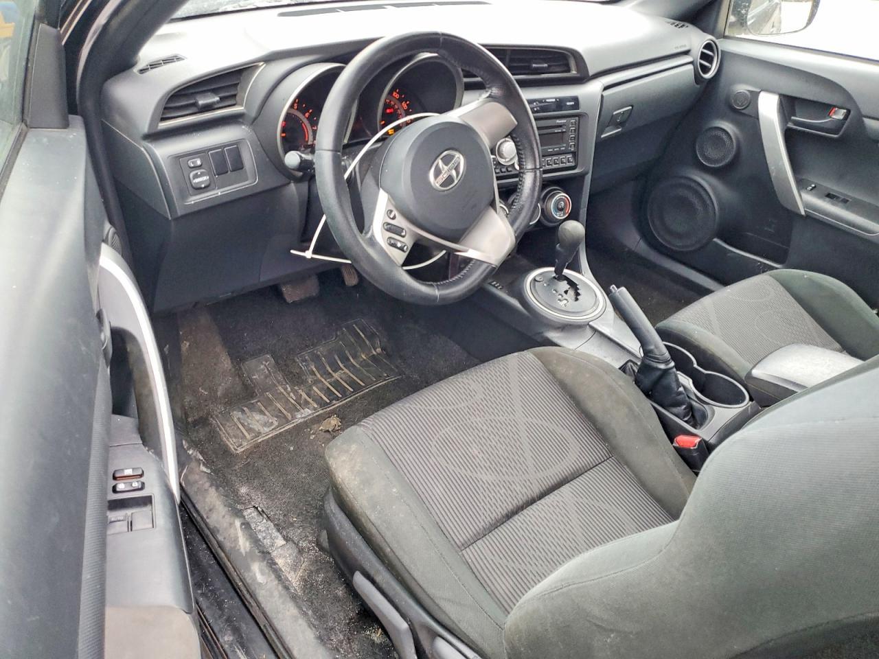 2011 TOYOTA SCION