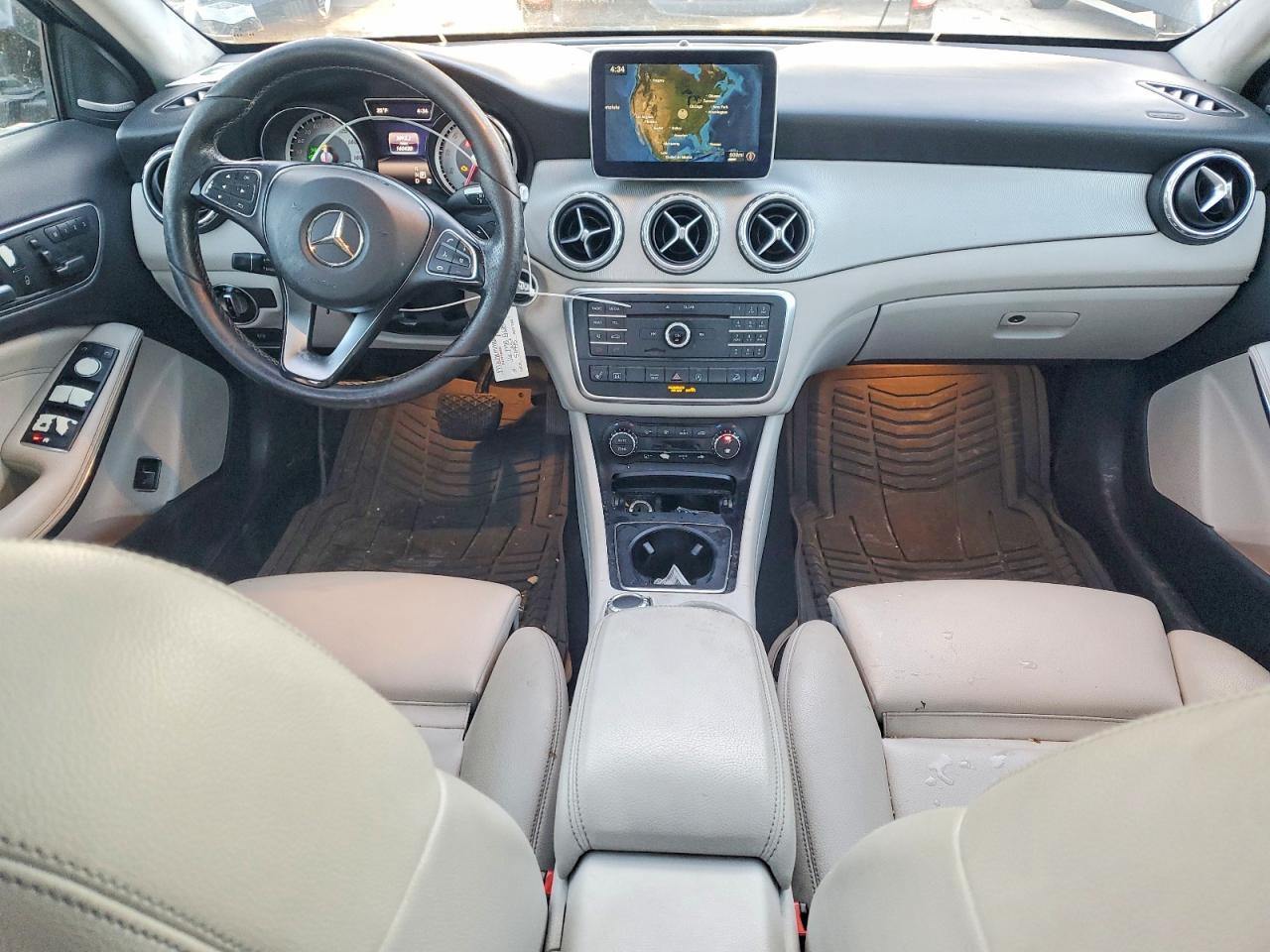 2016 MERCEDES-BENZ GLA-Class