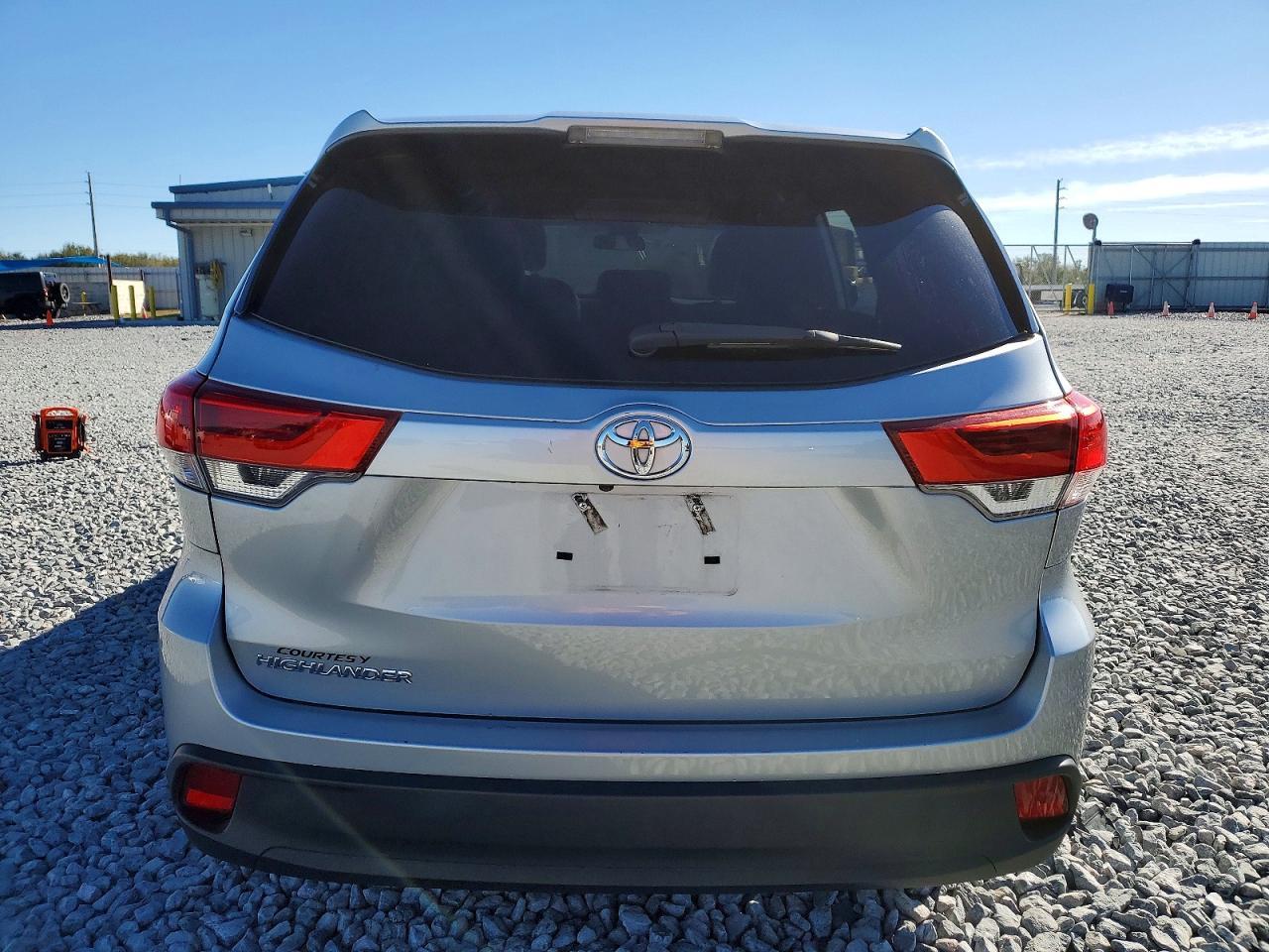 2019 TOYOTA HIGHLANDER