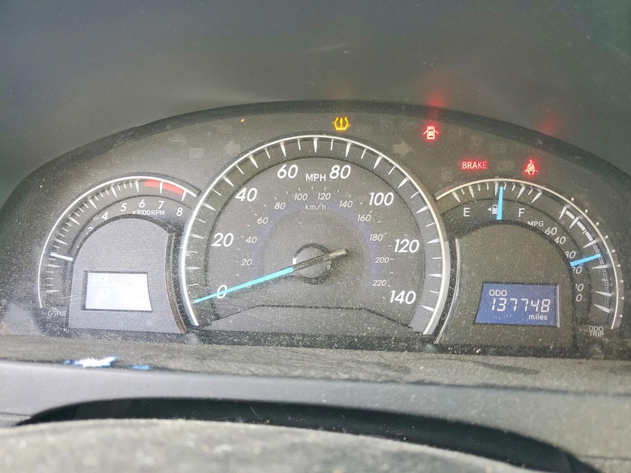 2012 TOYOTA CAMRY
