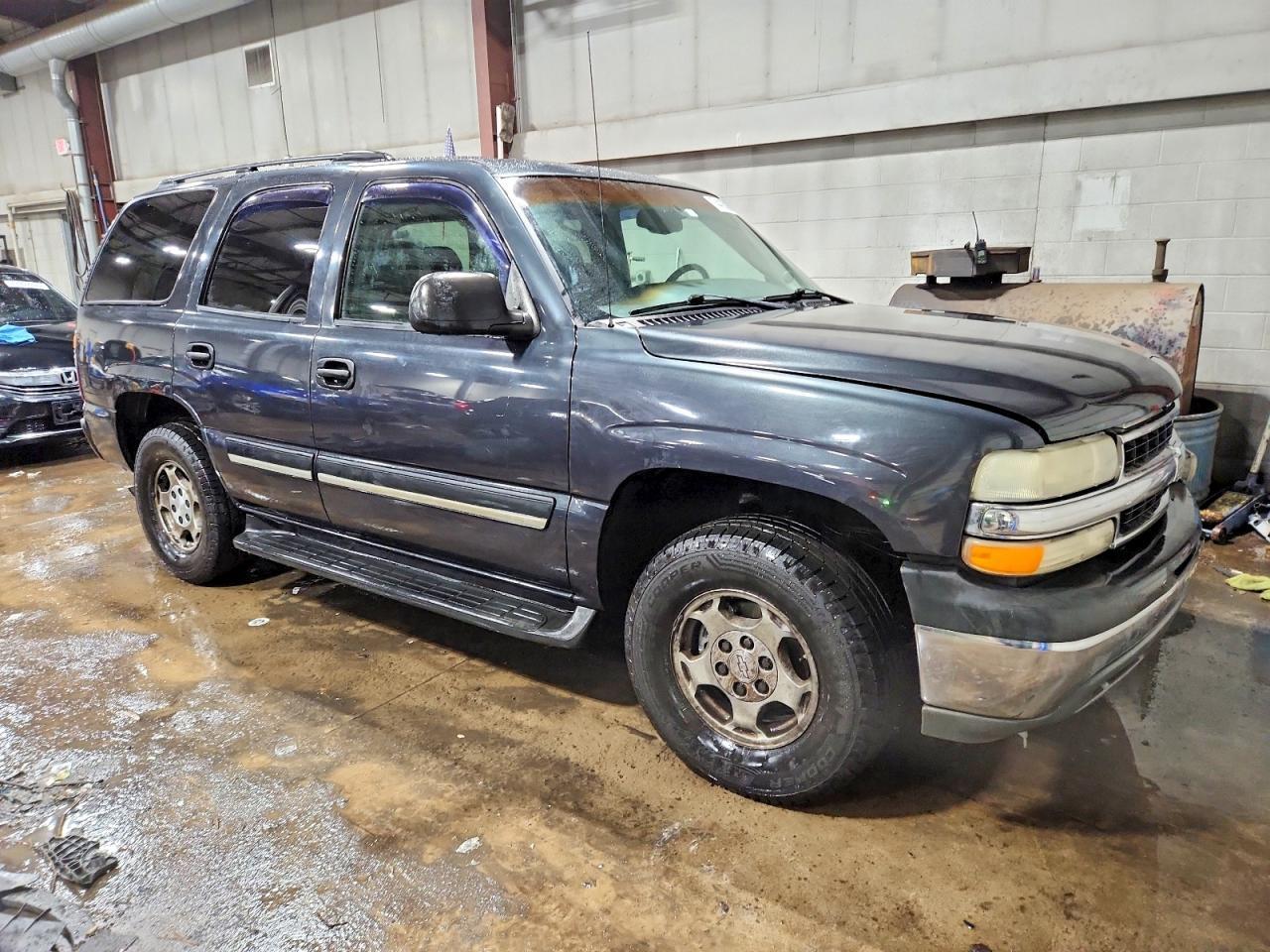 2004 CHEVROLET Tahoe