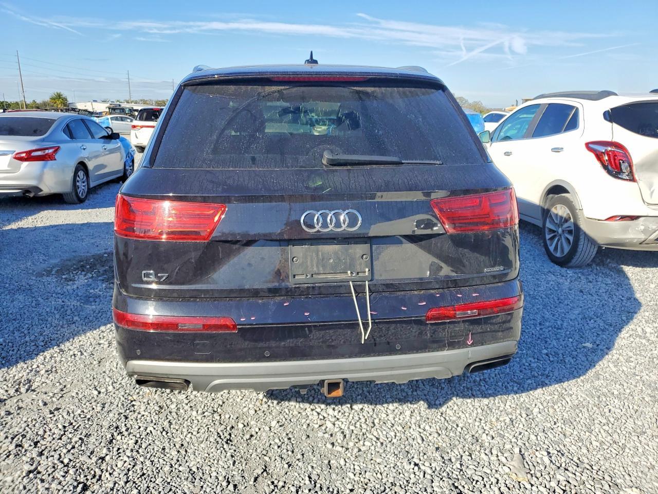 2017 AUDI Q7