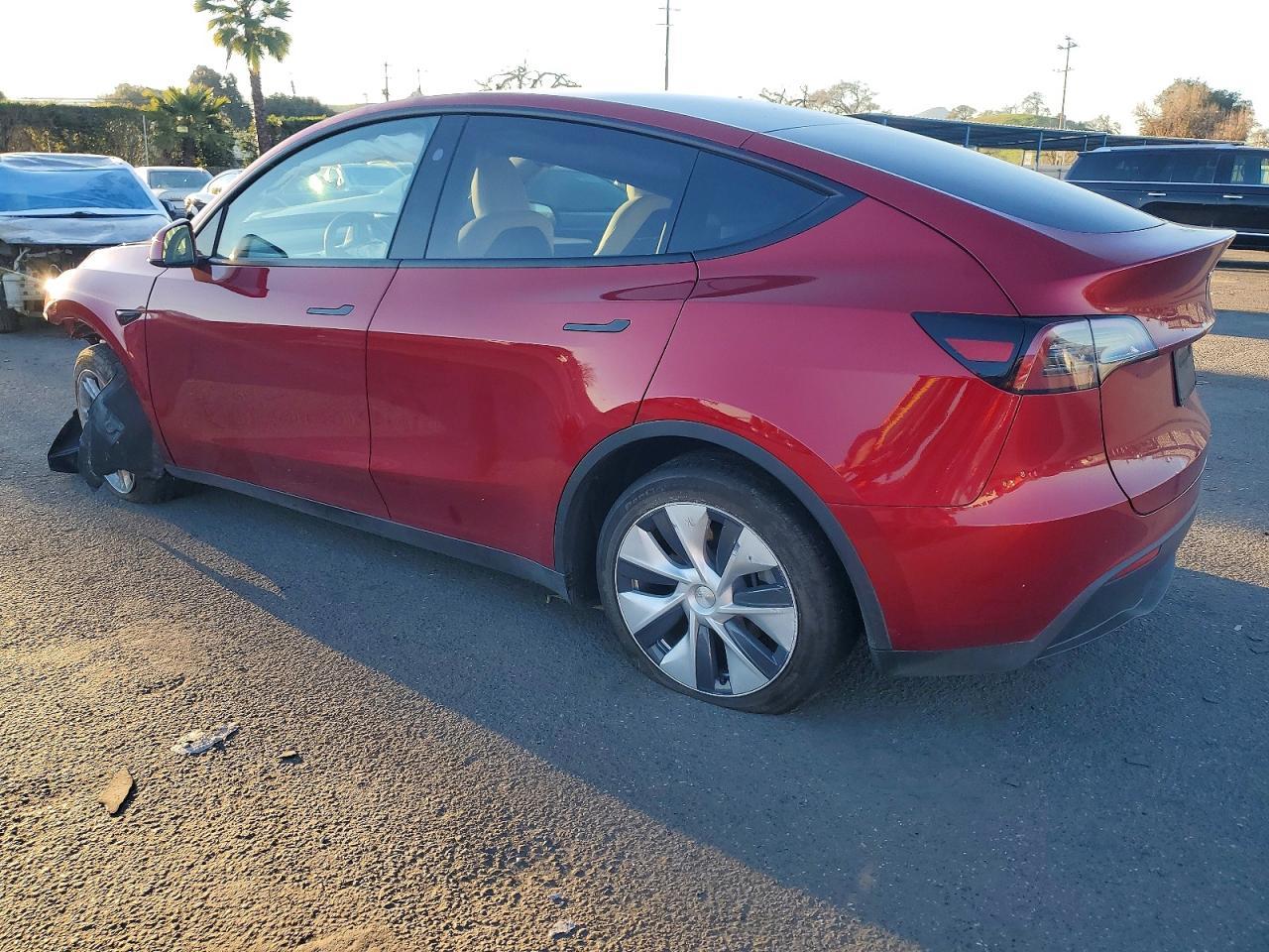 2024 TESLA MODEL Y
