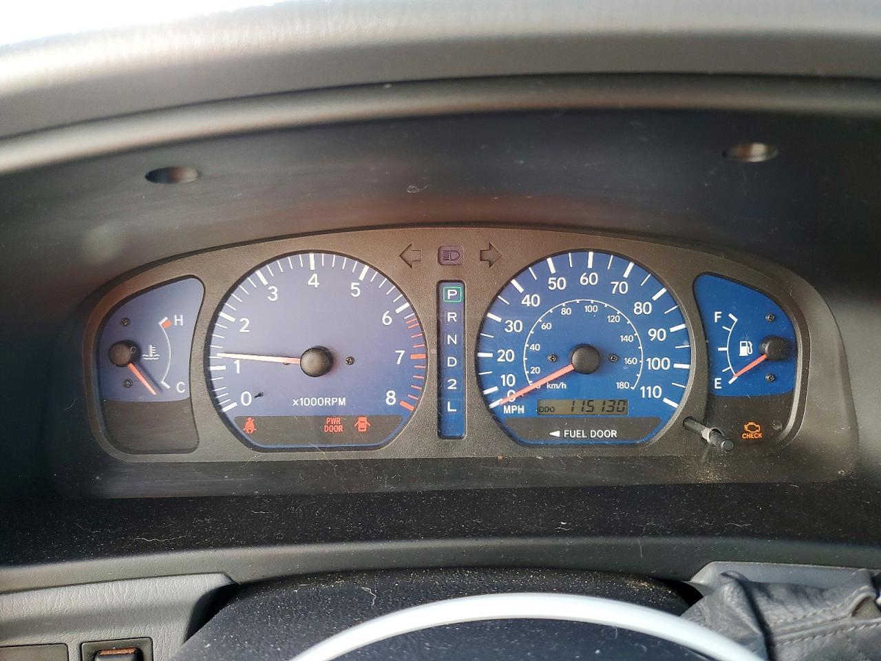 2001 TOYOTA SIENNA